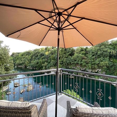 Kovac Riverfront Apartments Mostar Esterno foto