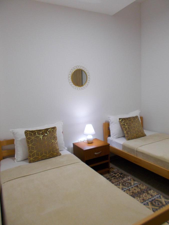 Kovac Riverfront Apartments Mostar Esterno foto