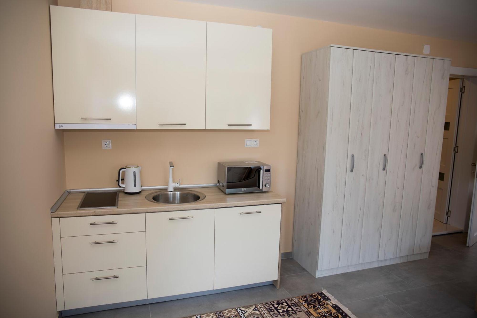 Kovac Riverfront Apartments Mostar Esterno foto