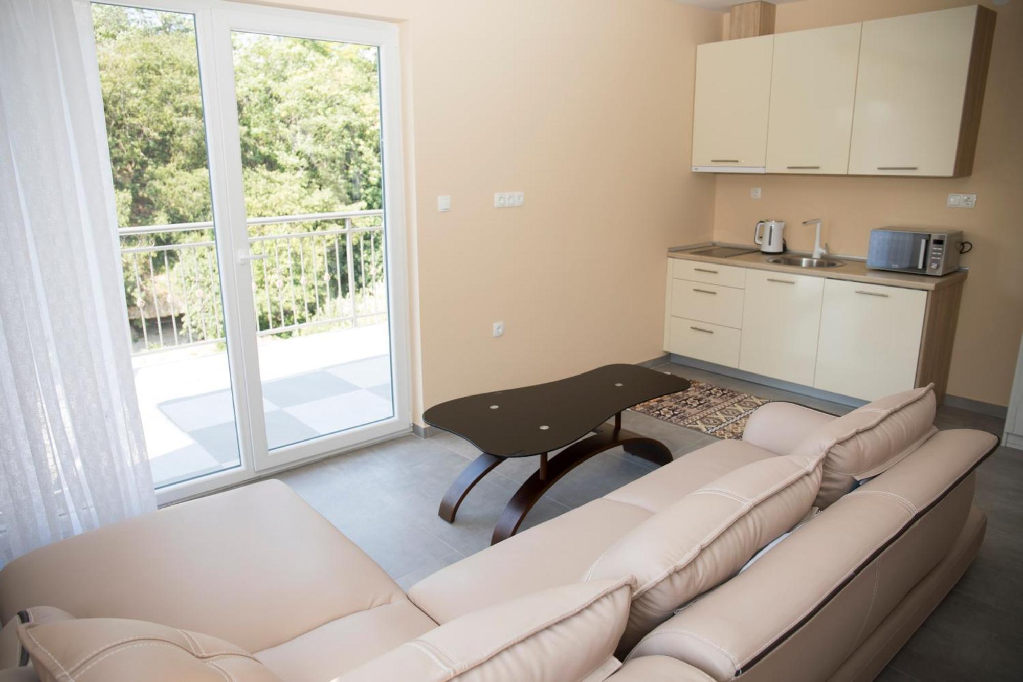 Kovac Riverfront Apartments Mostar Esterno foto