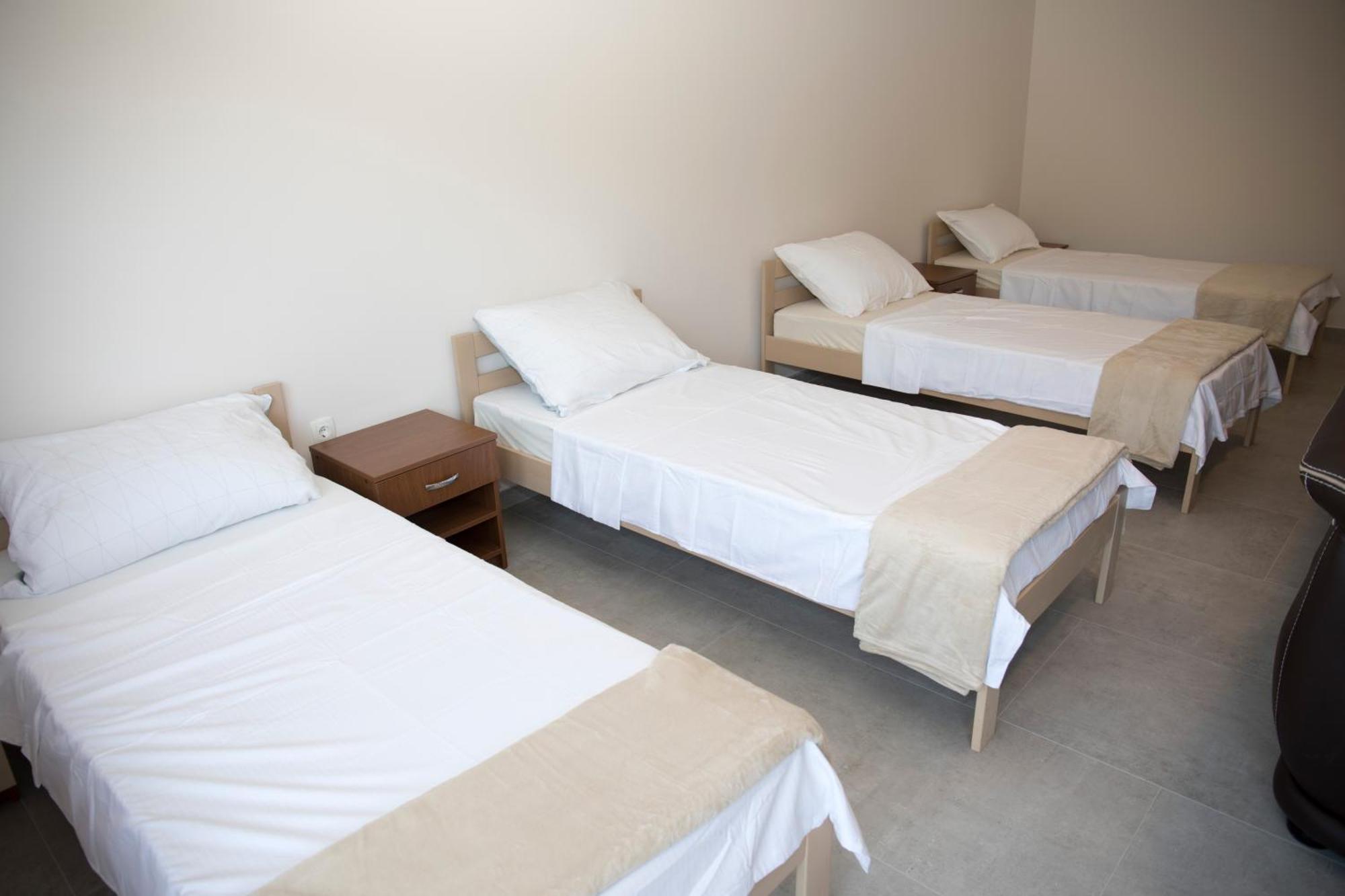 Kovac Riverfront Apartments Mostar Esterno foto