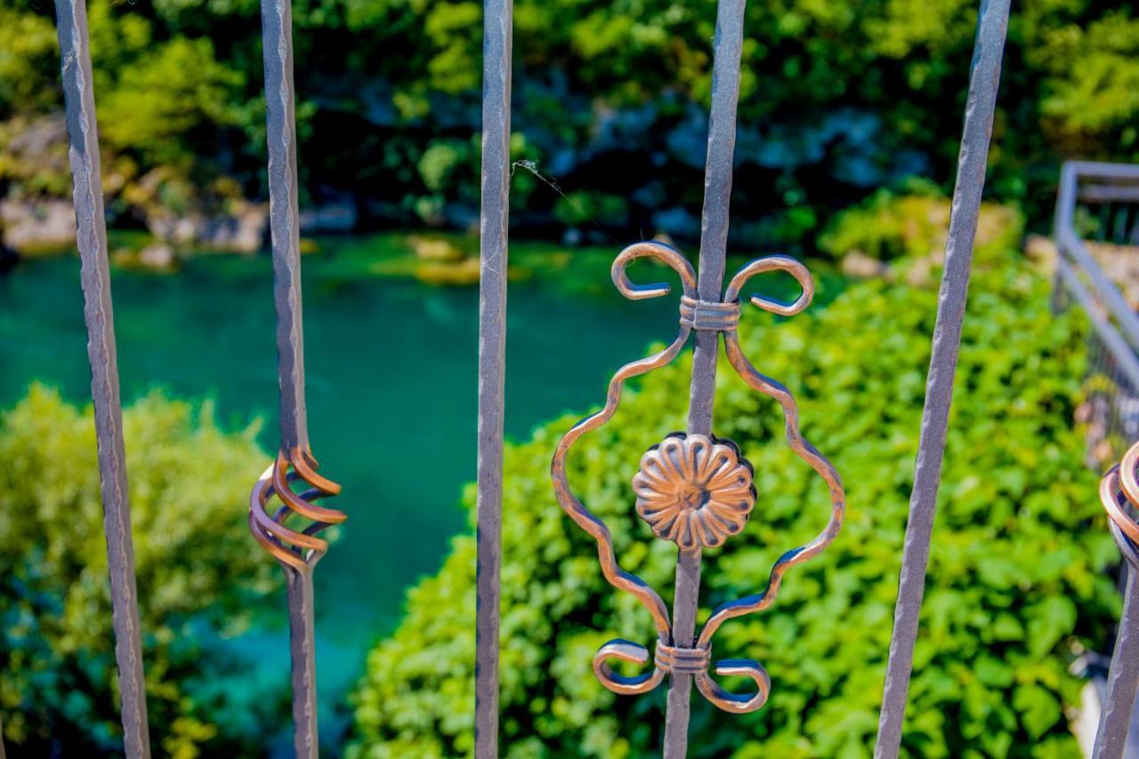 Kovac Riverfront Apartments Mostar Esterno foto
